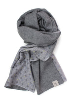 Men´s Scarf in soft grey Wool with Print on Cotton & Silk