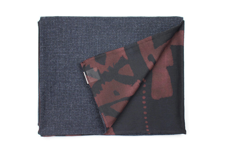 Men´s Scarf Anthracite Wool Check with Batik style Print on Cotton & Silk