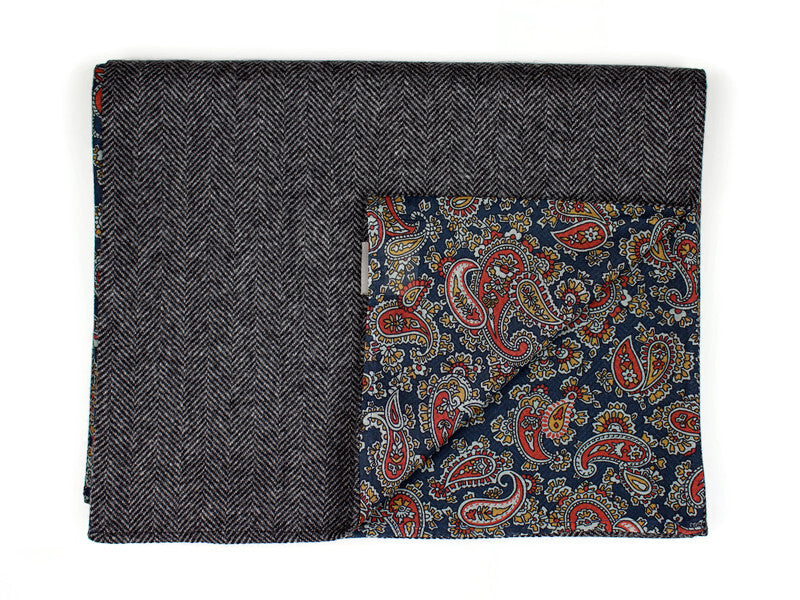 Premium Herringbone Wool in Anthracite and Cotton & Silk  with Paisley Print